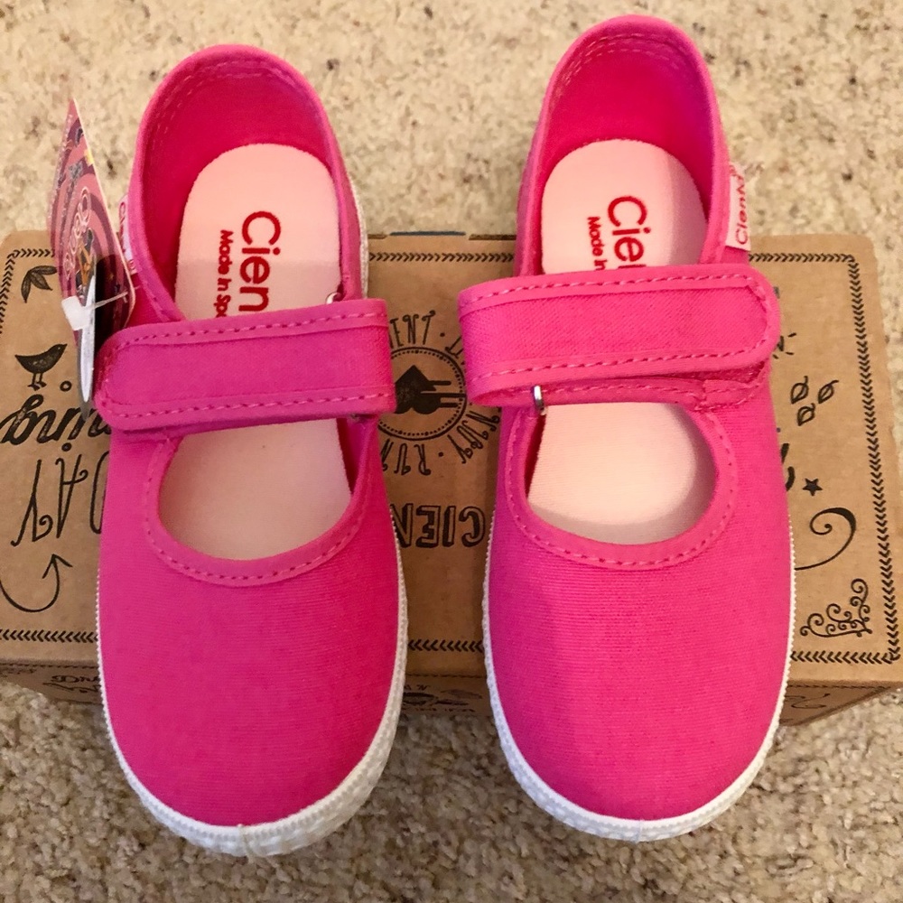 *NEW* Cienta Toddler Shoes